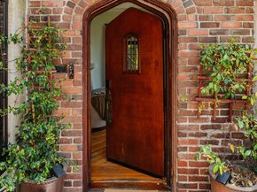 1222 Reynolds Drive, Glendale CA 91205