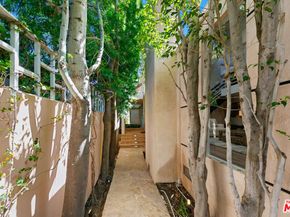 31522 Broad Beach Road, Malibu CA 90265