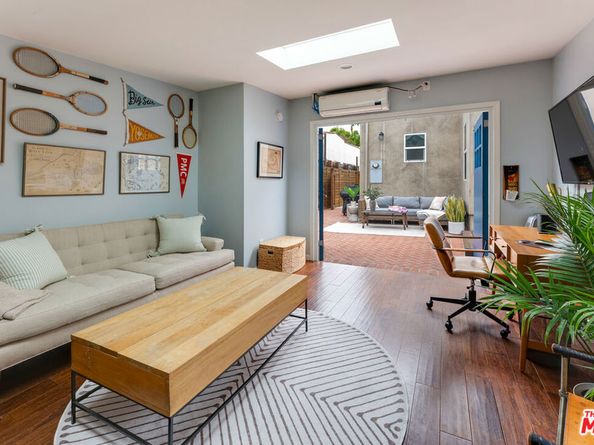 1774 Washington Way, Venice CA 90291