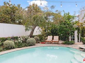 2558 Glendower Avenue, Los Angeles CA 90027