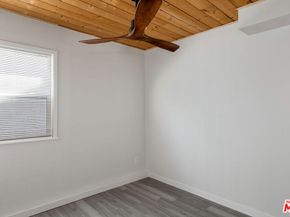 5536 Carpenter Avenue, Valley Village CA 91607