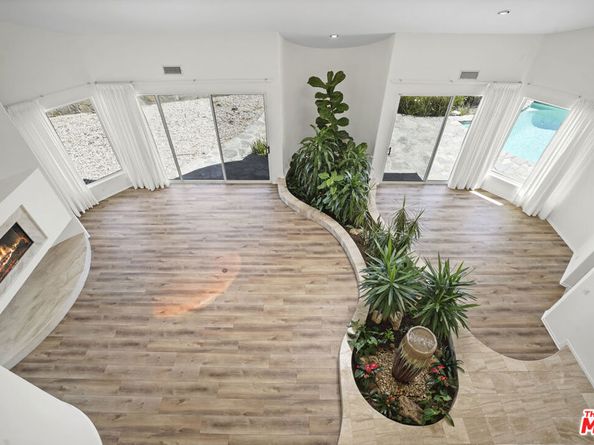 32215 Pacific Coast Highway, Malibu CA 90265