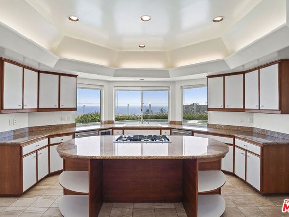32215 Pacific Coast Highway, Malibu CA 90265