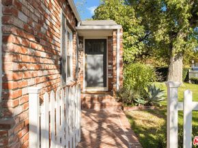 1209 Appleton Way, Venice CA 90291