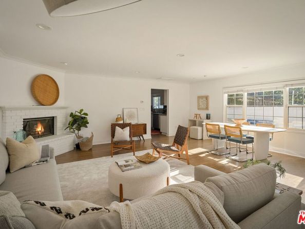 1209 Appleton Way, Venice CA 90291