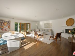 1209 Appleton Way, Venice CA 90291