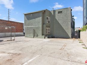 225 W Adams Boulevard, Los Angeles CA 90007