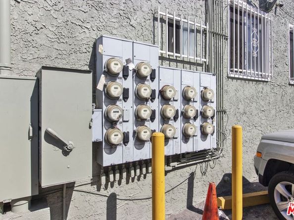 225 W Adams Boulevard, Los Angeles CA 90007