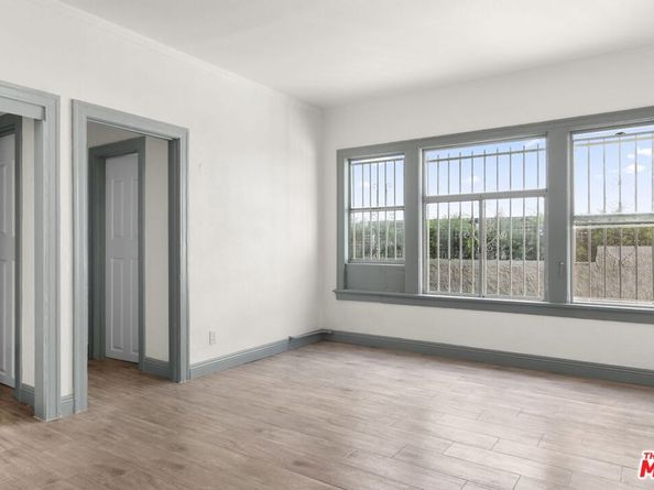 225 W Adams Boulevard, Los Angeles CA 90007