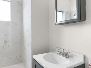 225 W Adams Boulevard, Los Angeles CA 90007