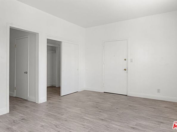 225 W Adams Boulevard, Los Angeles CA 90007