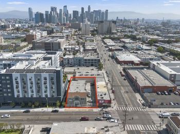 225 W Adams Boulevard