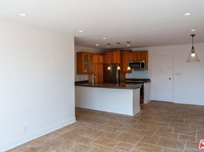 5585 E Pacific Coast Highway 340, Long Beach CA 90804