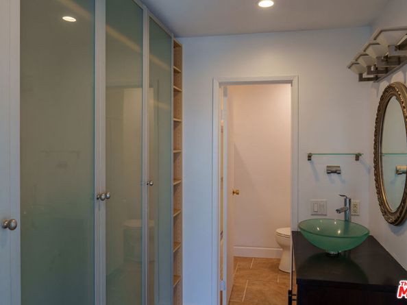 5585 E Pacific Coast Highway 340, Long Beach CA 90804