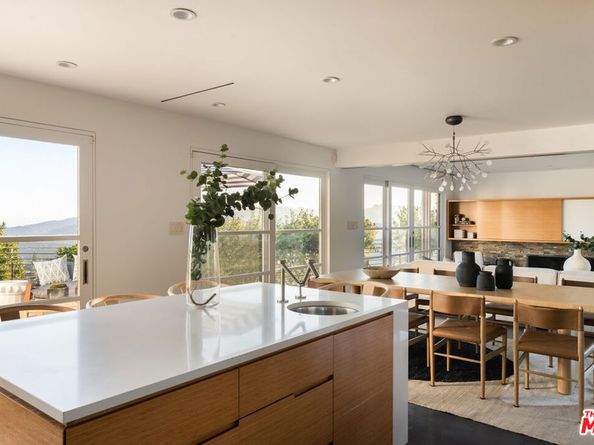6300 Mulholland Highway, Los Angeles CA 90068