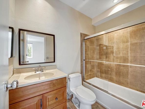 1328 S Bundy Drive 1, Los Angeles CA 90025