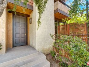1328 S Bundy Drive 1, Los Angeles CA 90025