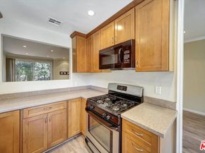 1328 S Bundy Drive 1, Los Angeles CA 90025
