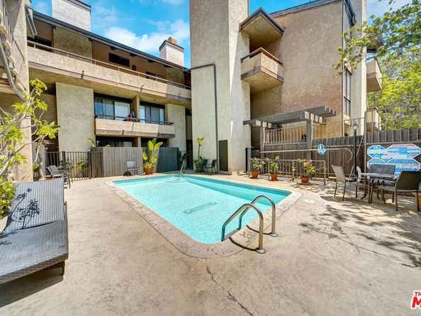 1328 S Bundy Drive 1, Los Angeles CA 90025