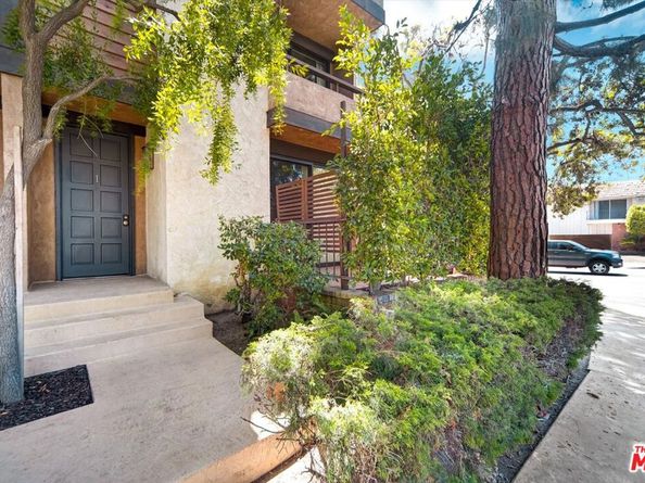 1328 S Bundy Drive 1, Los Angeles CA 90025