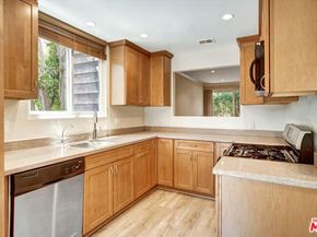 1328 S Bundy Drive 1, Los Angeles CA 90025