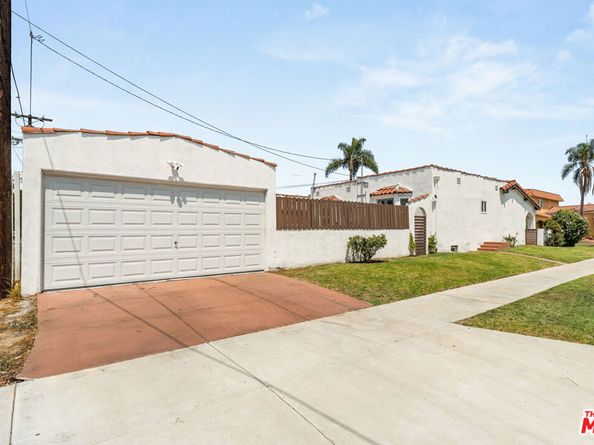 8229 S Mariposa Avenue, Los Angeles CA 90044