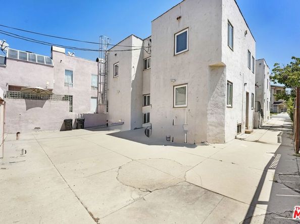 719 N Jackson Street, Glendale CA 91206
