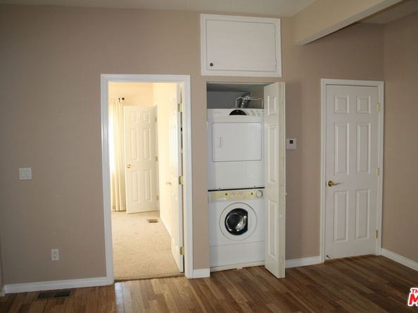 719 N Jackson Street, Glendale CA 91206