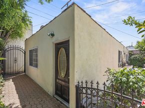 1114 S La Peer Drive, Los Angeles CA 90035
