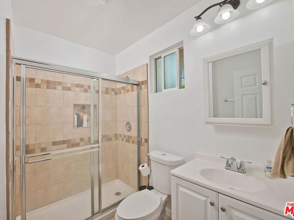 7423 Jumilla Avenue, Winnetka CA 91306