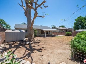 7423 Jumilla Avenue, Winnetka CA 91306