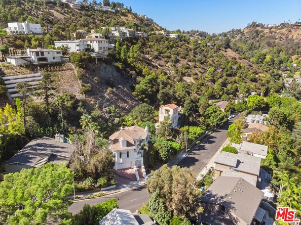 2461 Jupiter Drive, Los Angeles CA 90046