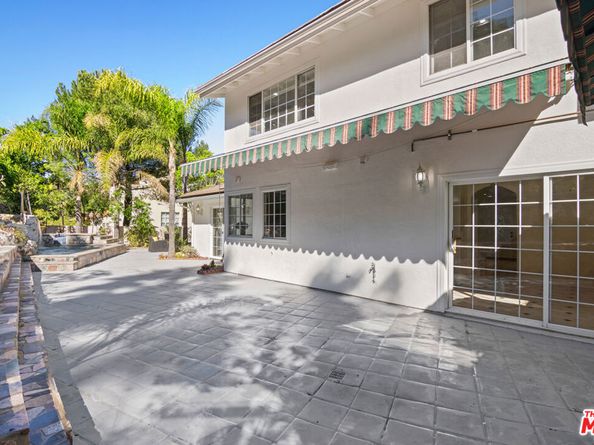 2461 Jupiter Drive, Los Angeles CA 90046