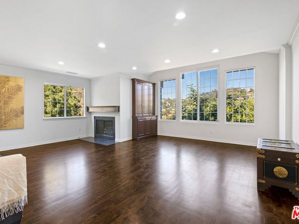 2461 Jupiter Drive, Los Angeles CA 90046