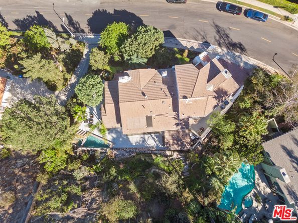 2461 Jupiter Drive, Los Angeles CA 90046
