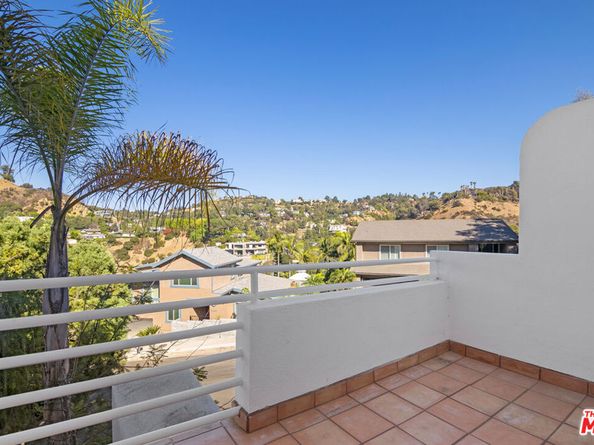 2461 Jupiter Drive, Los Angeles CA 90046