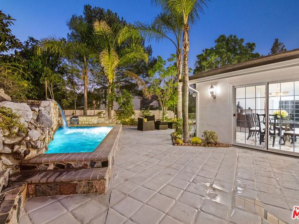 2461 Jupiter Drive, Los Angeles CA 90046