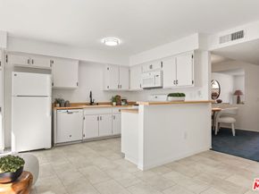 22038 Vanowen Street 217, Woodland Hills CA 91303
