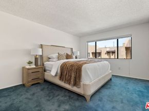 22038 Vanowen Street 217, Woodland Hills CA 91303