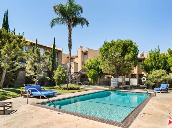 22038 Vanowen Street 217, Woodland Hills CA 91303
