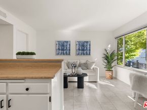 22038 Vanowen Street 217, Woodland Hills CA 91303