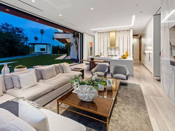 1130 Angelo Drive, Beverly Hills CA 90210