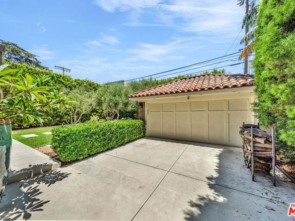 1638 S Victoria Avenue, Los Angeles CA 90019