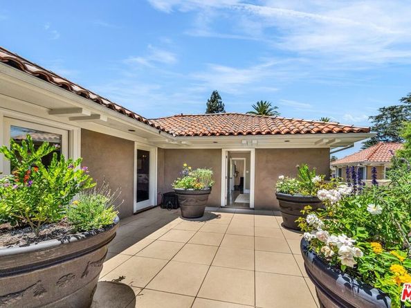 1638 S Victoria Avenue, Los Angeles CA 90019
