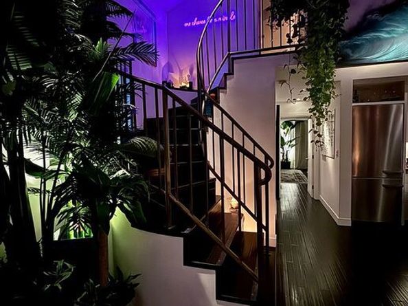 2513 Lincoln Boulevard, Venice CA 90291