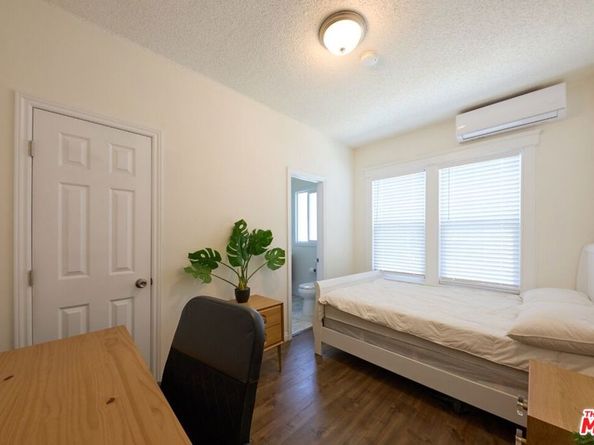 1475 W 28th Street, Los Angeles CA 90007