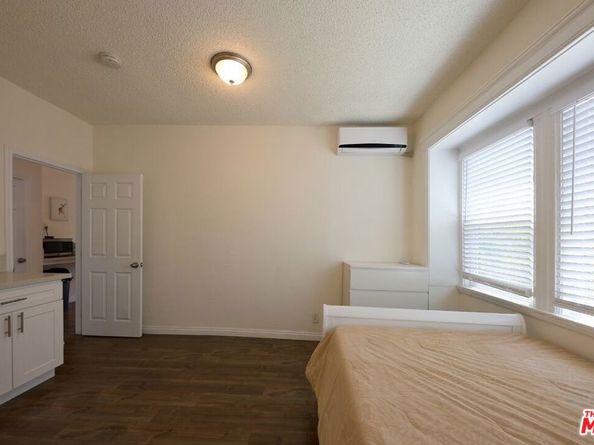 1475 W 28th Street, Los Angeles CA 90007