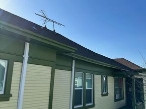 1475 W 28th Street, Los Angeles CA 90007