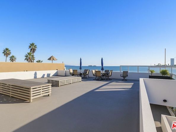 26 5th Place, Long Beach CA 90802