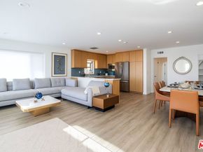 26 5th Place, Long Beach CA 90802